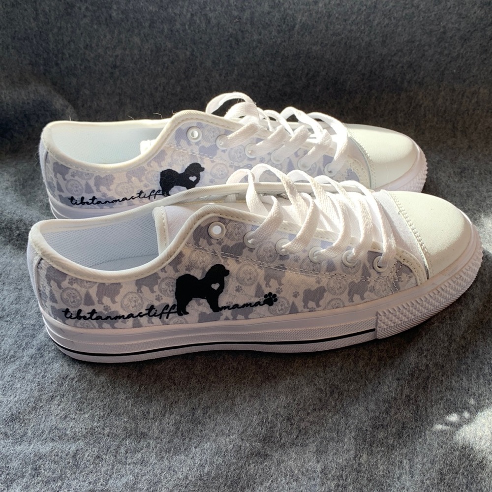 Tibetan Mastiff mom tennis shoes